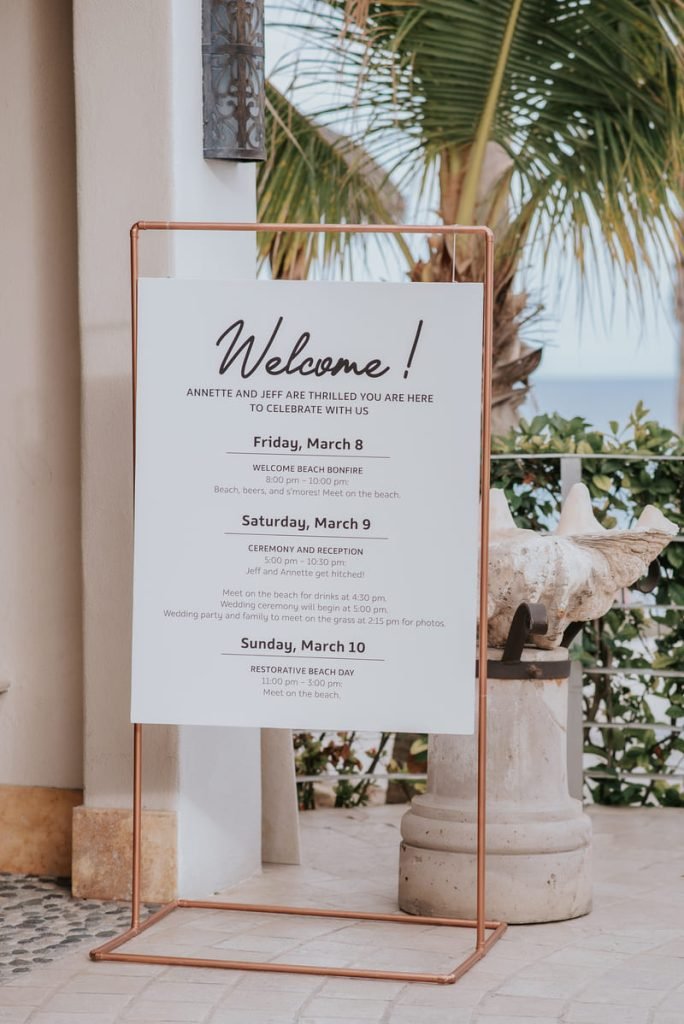 welcome signage